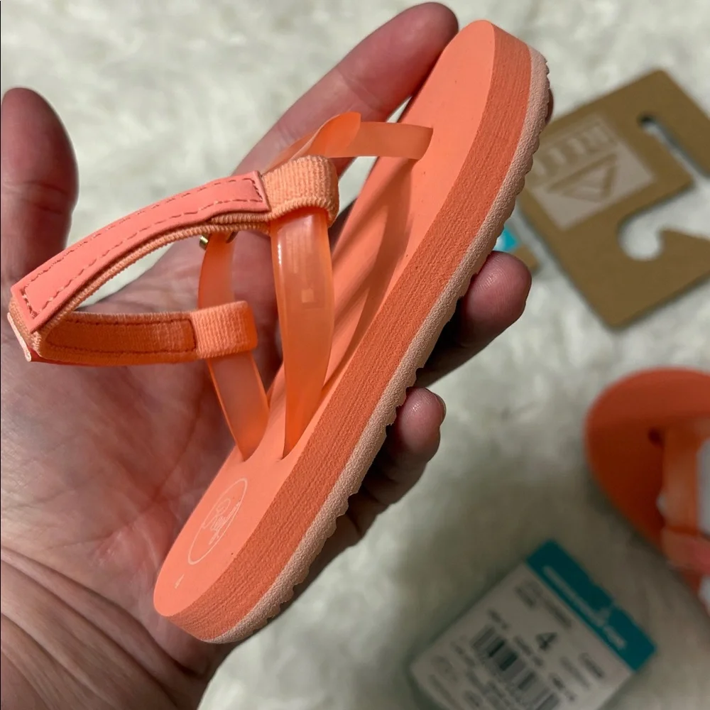 NWT Reef Light Pink Peach Parfait Toddler Little Charming Sandals Size 4